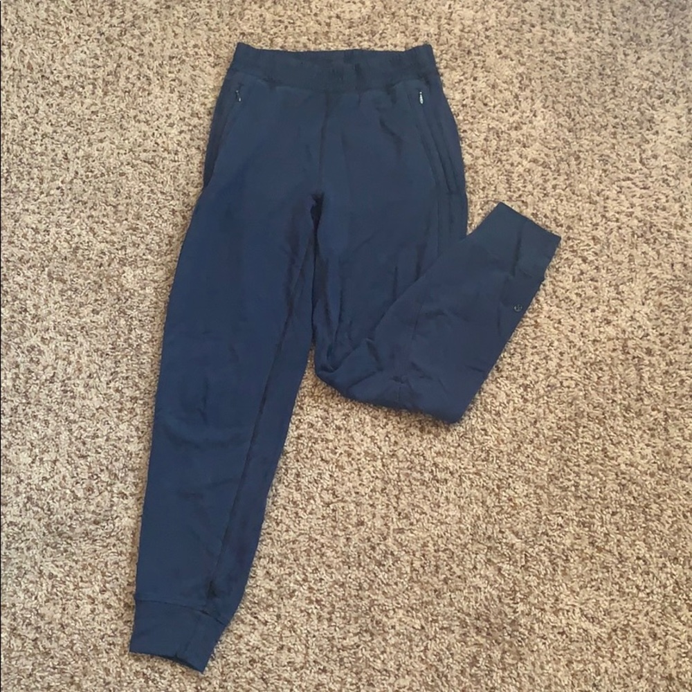 Size 4 LULULEMON joggers